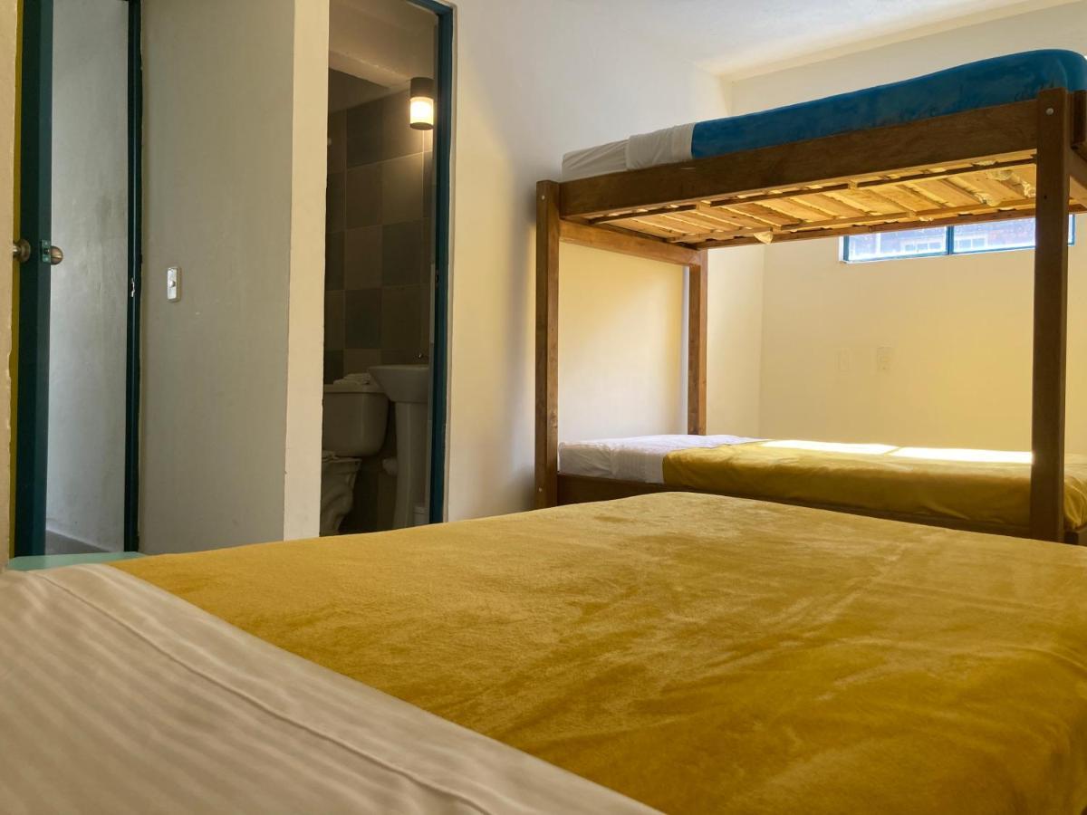 Hostal Casa Lantana La Candelaria Богота Екстериор снимка