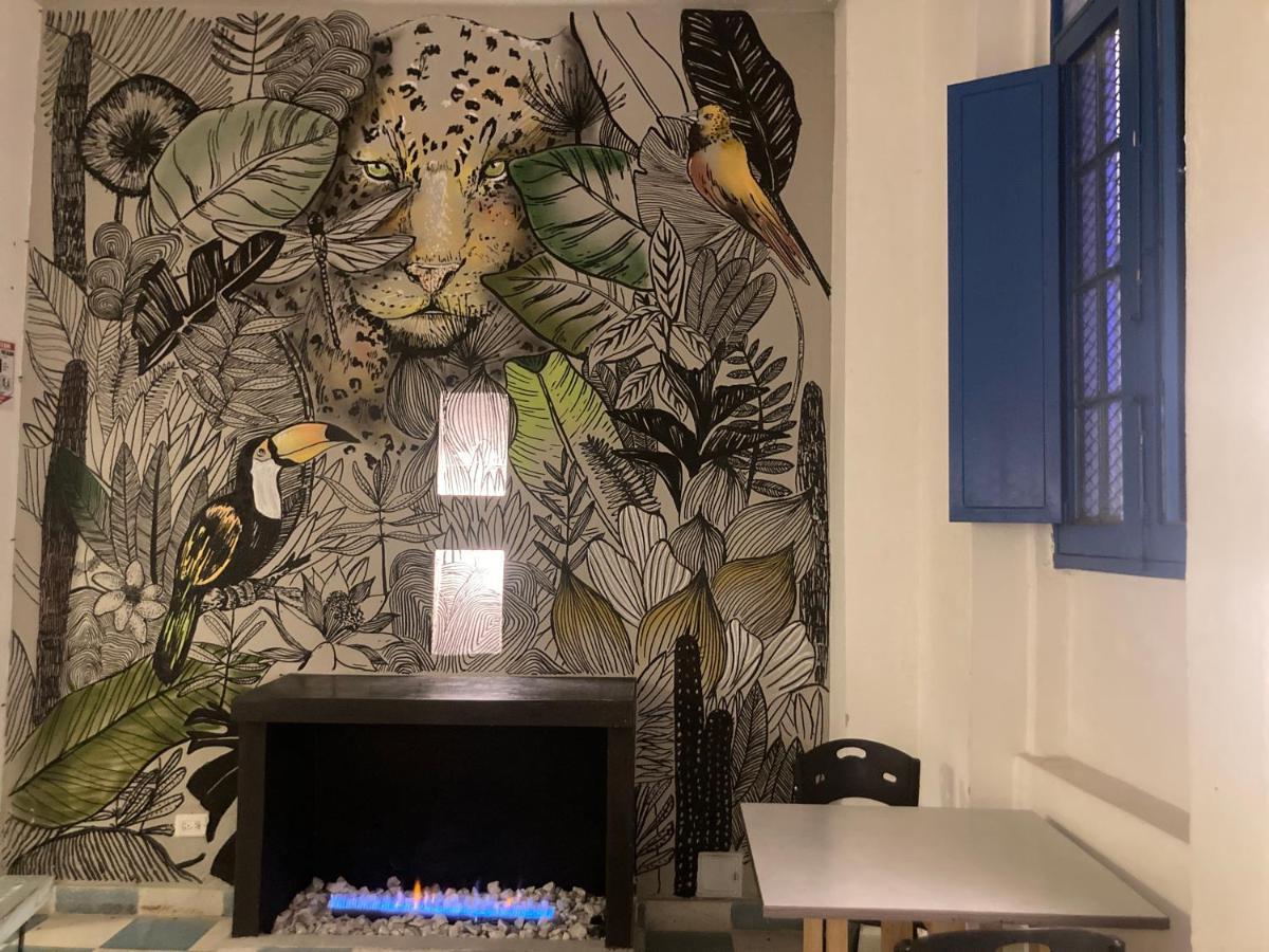Hostal Casa Lantana La Candelaria Богота Екстериор снимка