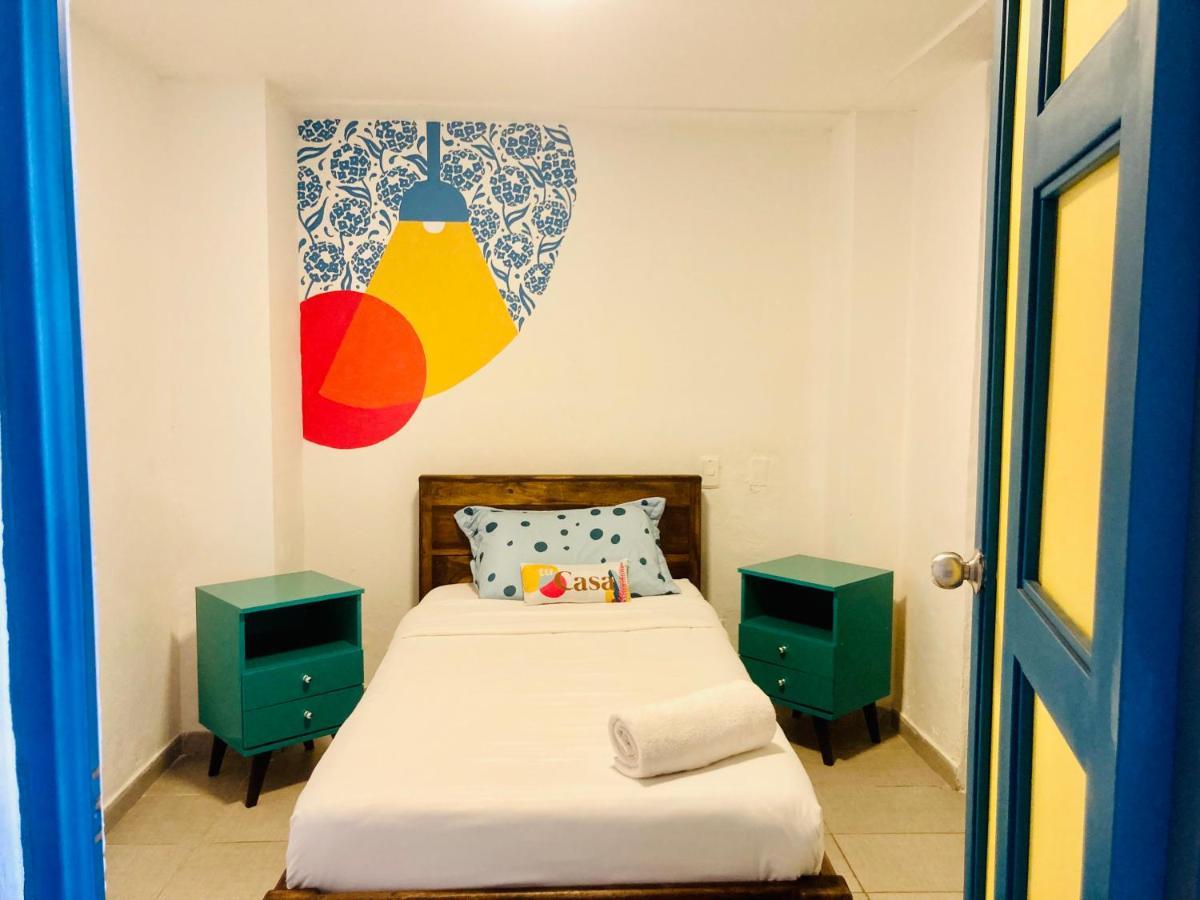 Hostal Casa Lantana La Candelaria Богота Екстериор снимка
