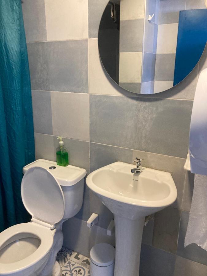 Hostal Casa Lantana La Candelaria Богота Екстериор снимка